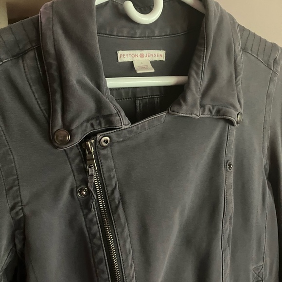 $149 Evereve Peyton Jensen gray stretchy moto jacket. Lots of details Size Large - Picture 3 of 14